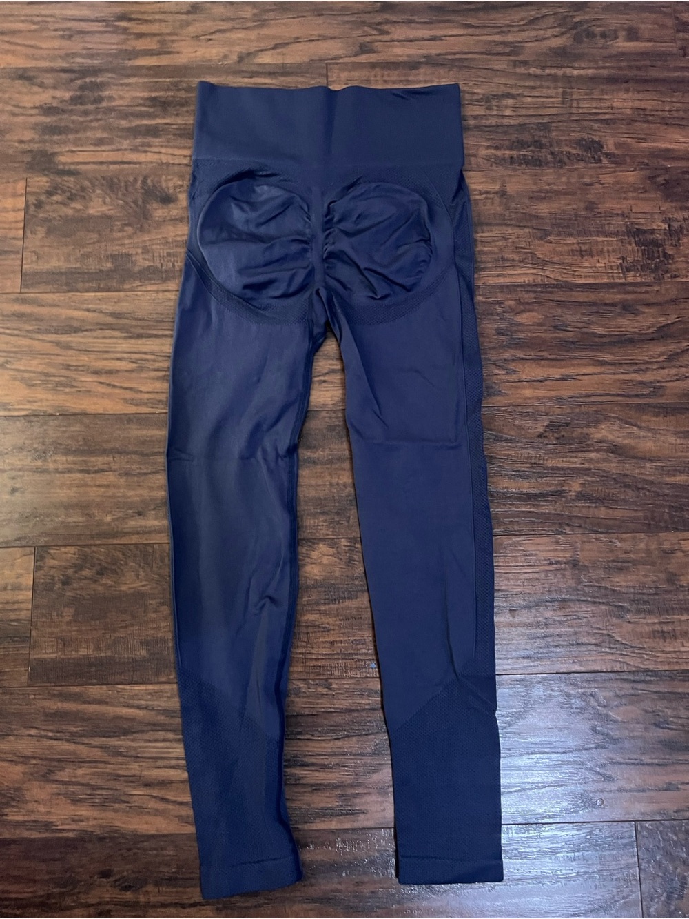 SHEIN Navy High-Waist Scrunch-Back Leggings